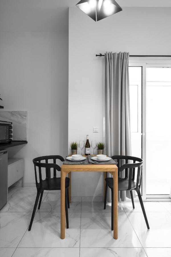 Breez Apartments, The Luxury Suites Thessaloniki Exterior photo